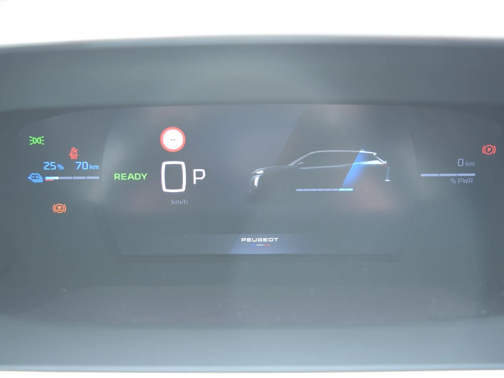 Peugeot e-2008 – foto 8