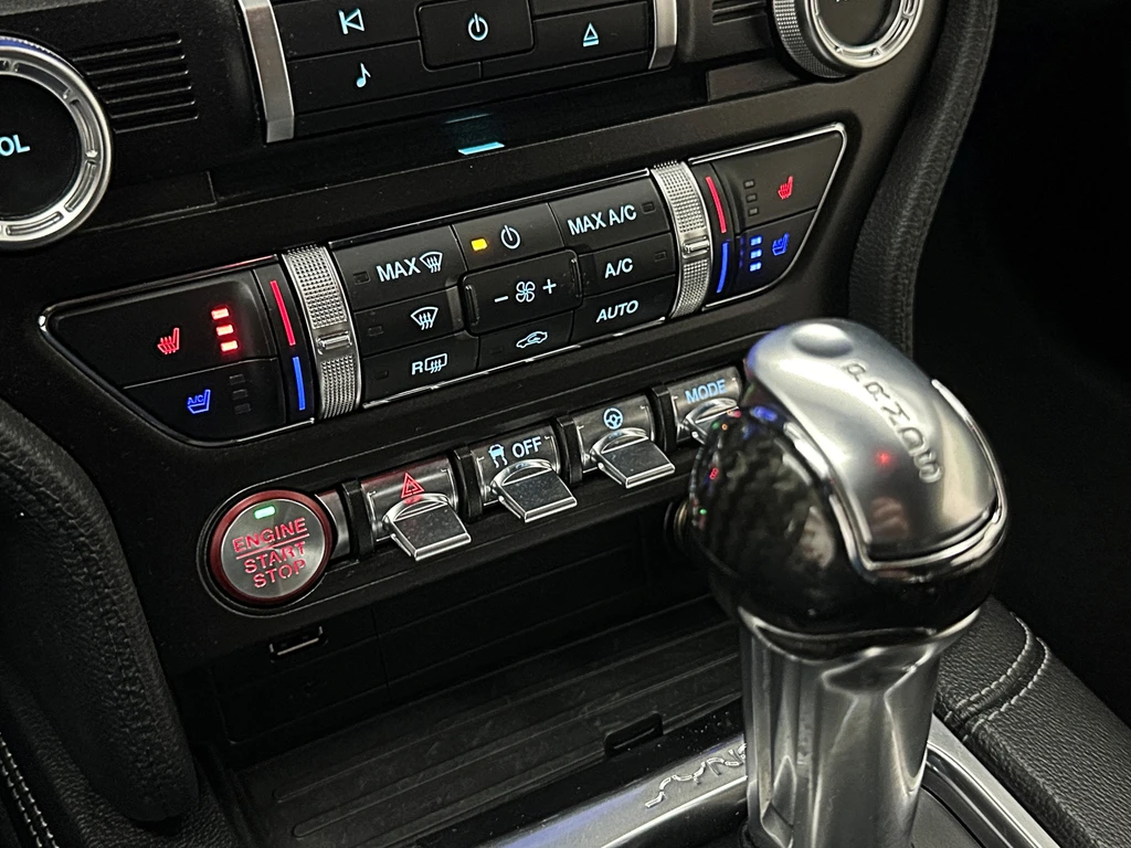 Ford Mustang – foto 16