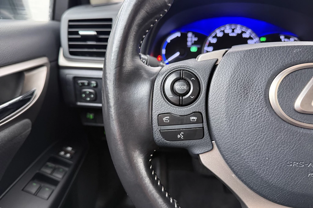 Lexus CT – foto 18