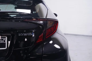 Toyota C-HR – thumbnail 16