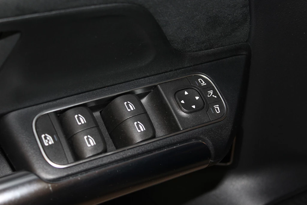 Mercedes-Benz EQA – foto 15