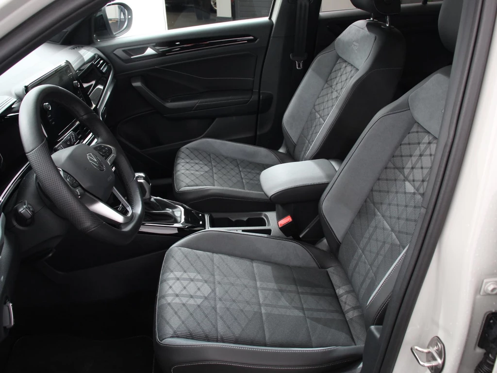 Volkswagen T-Roc – foto 16