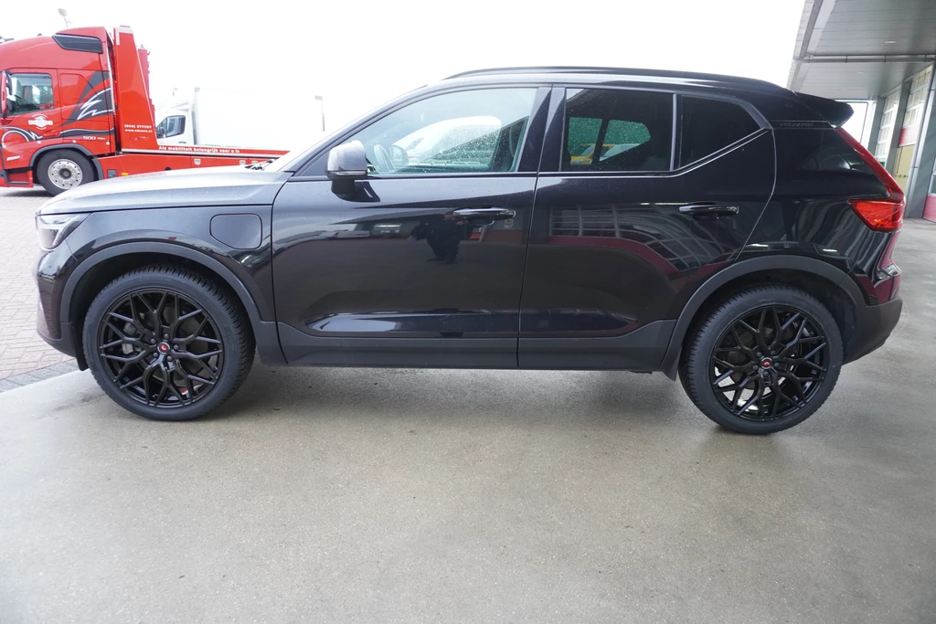 Volvo XC40 – foto 2