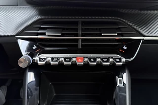 Peugeot 208 – thumbnail 23