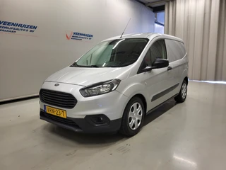 Ford Transit Courier – thumbnail 2
