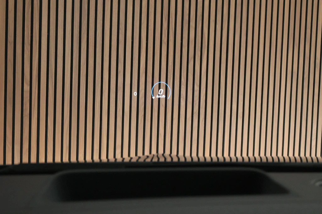 Mercedes-Benz EQA – foto 12