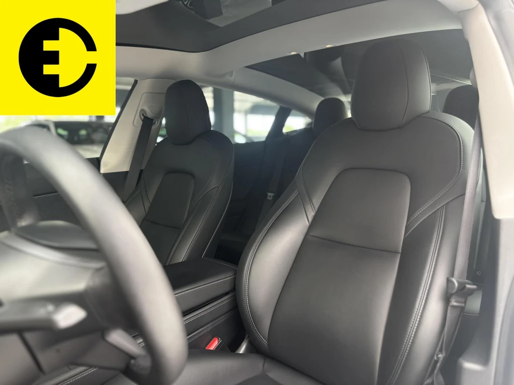 Tesla Model 3 – foto 12