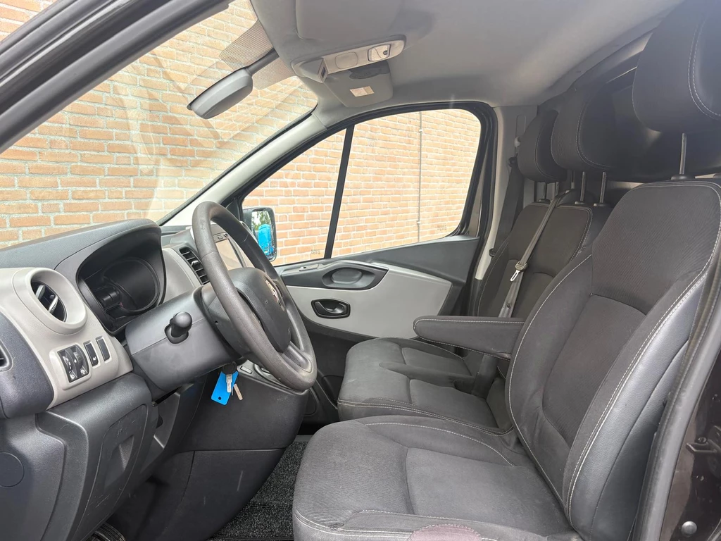 Renault Trafic – foto 12