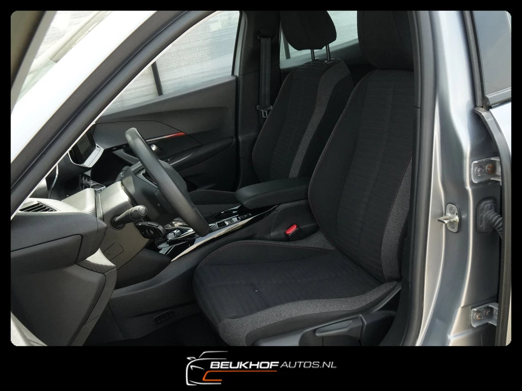 Peugeot e-2008 – foto 30