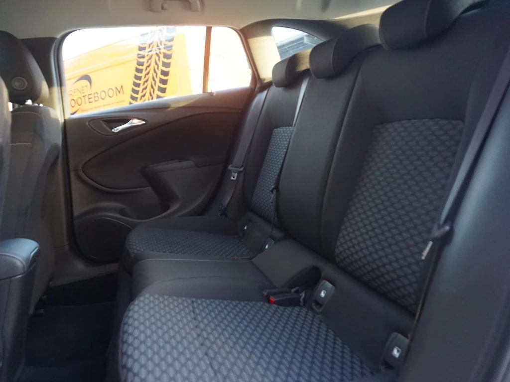 Opel Astra – foto 26