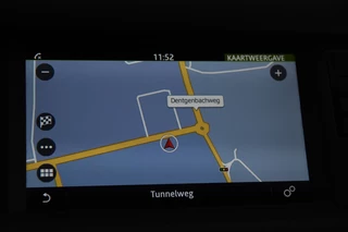 Land Rover Discovery Sport – thumbnail 17