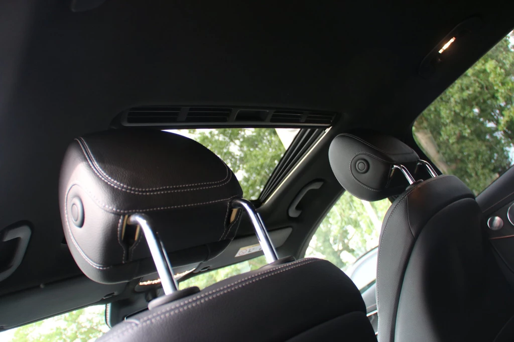 Mercedes-Benz EQC – foto 9