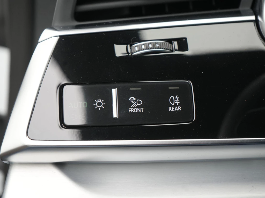 Audi Q8 – foto 38