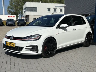 Volkswagen Golf – thumbnail 1
