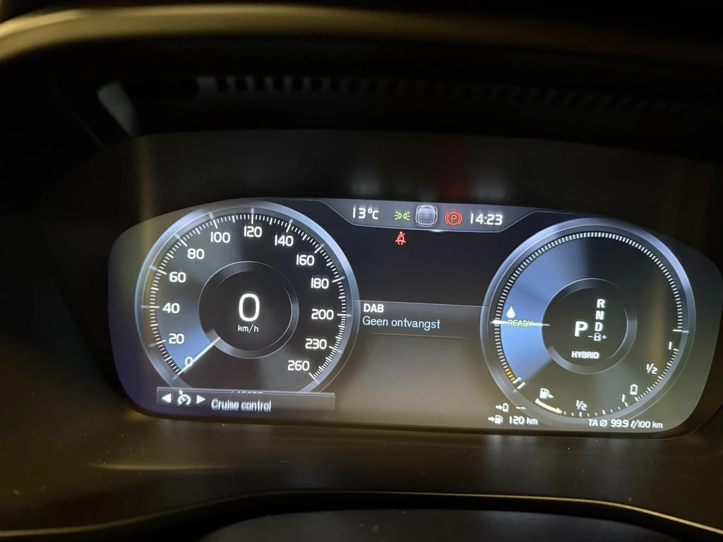Volvo XC40 – foto 36