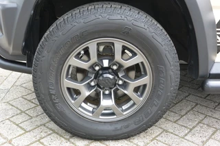 Suzuki Jimny – thumbnail 18