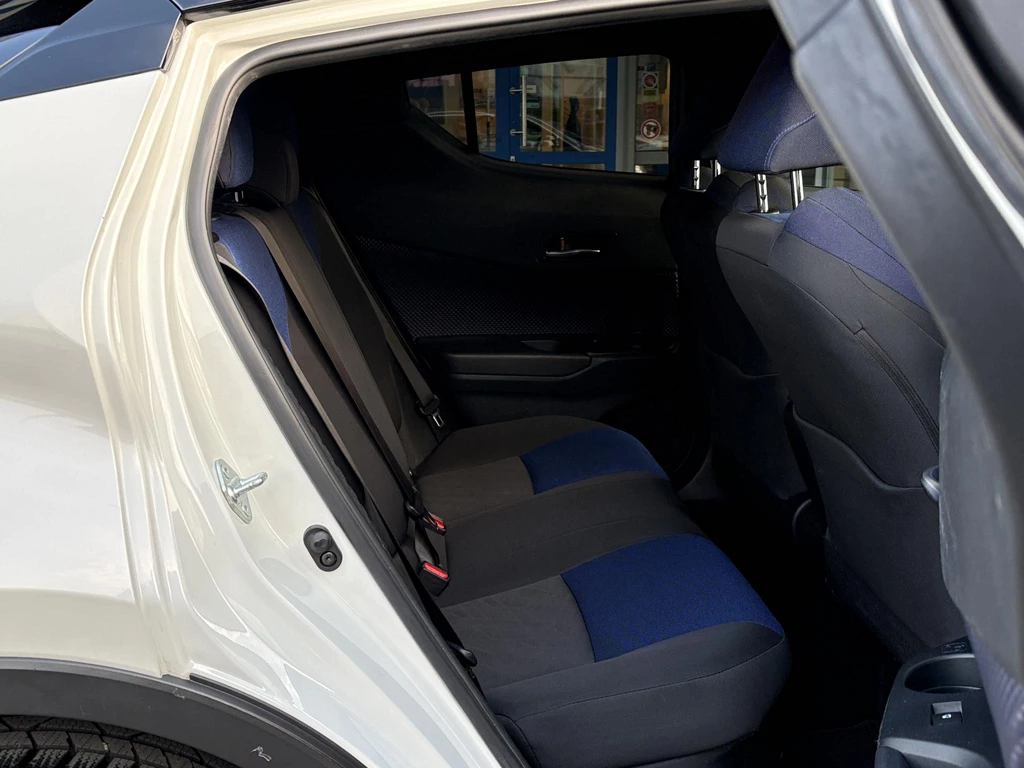 Toyota C-HR – foto 11