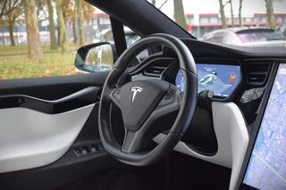Tesla Model X – thumbnail 16