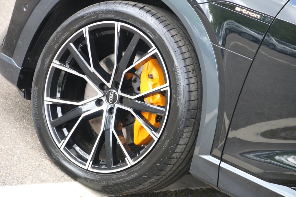 Audi e-tron – foto 6