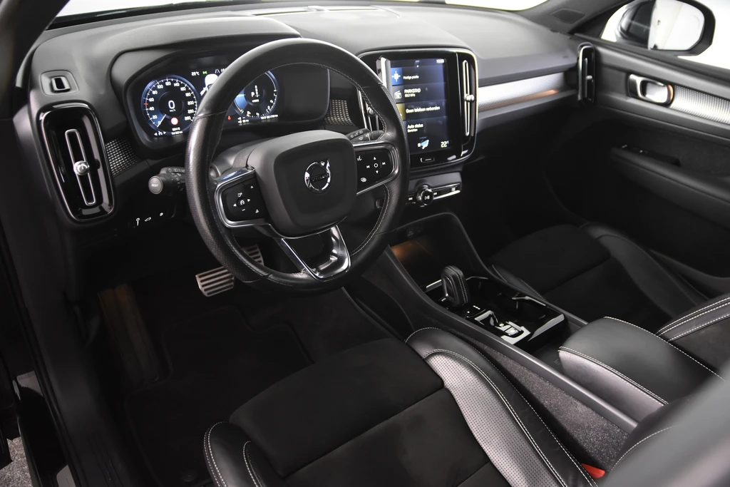 Volvo XC40 – foto 35