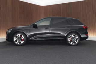 Audi Q8 e-tron – thumbnail 2