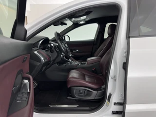 Jaguar E-PACE – thumbnail 10
