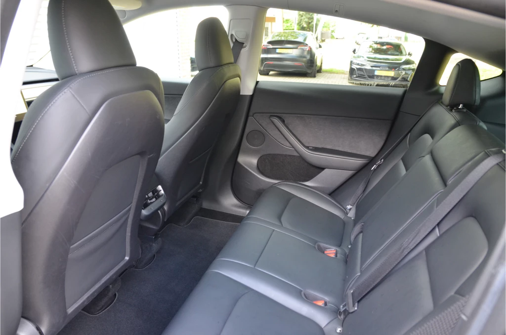 Tesla Model Y – foto 13