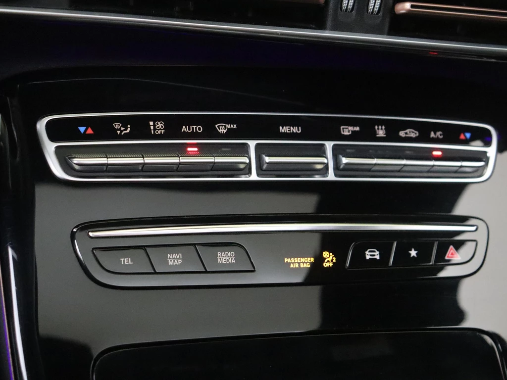 Mercedes-Benz EQC – foto 21