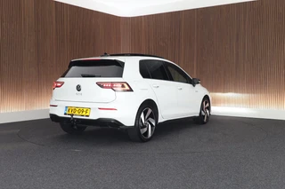Volkswagen Golf – thumbnail 4