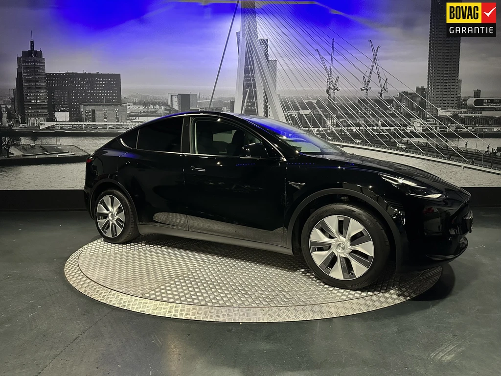Tesla Model Y – foto 11