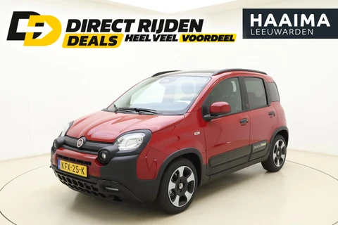 Fiat Panda 1.0 Hybrid Pandina | Navigatie via Carplay | Dakrails | Airco | Parkeersensoren | Lichtmetalen velgen | Hoge instap | Extra getint glas