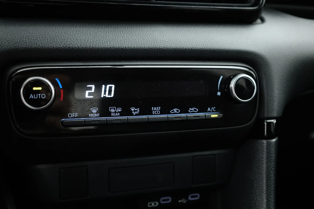Toyota Yaris – foto 21