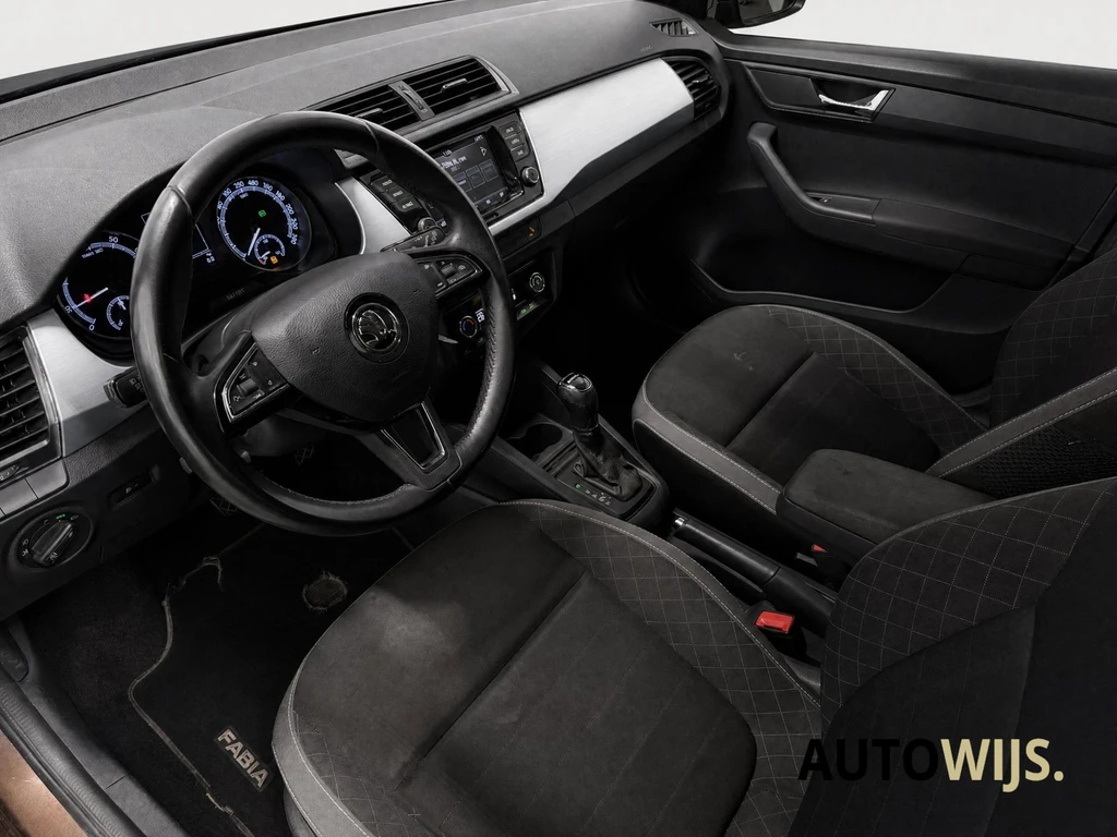 Škoda Fabia – foto 11