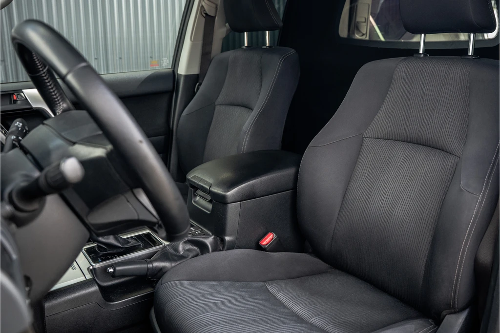 Toyota Land Cruiser – foto 13