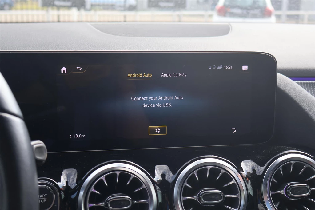 Mercedes-Benz EQA – foto 16