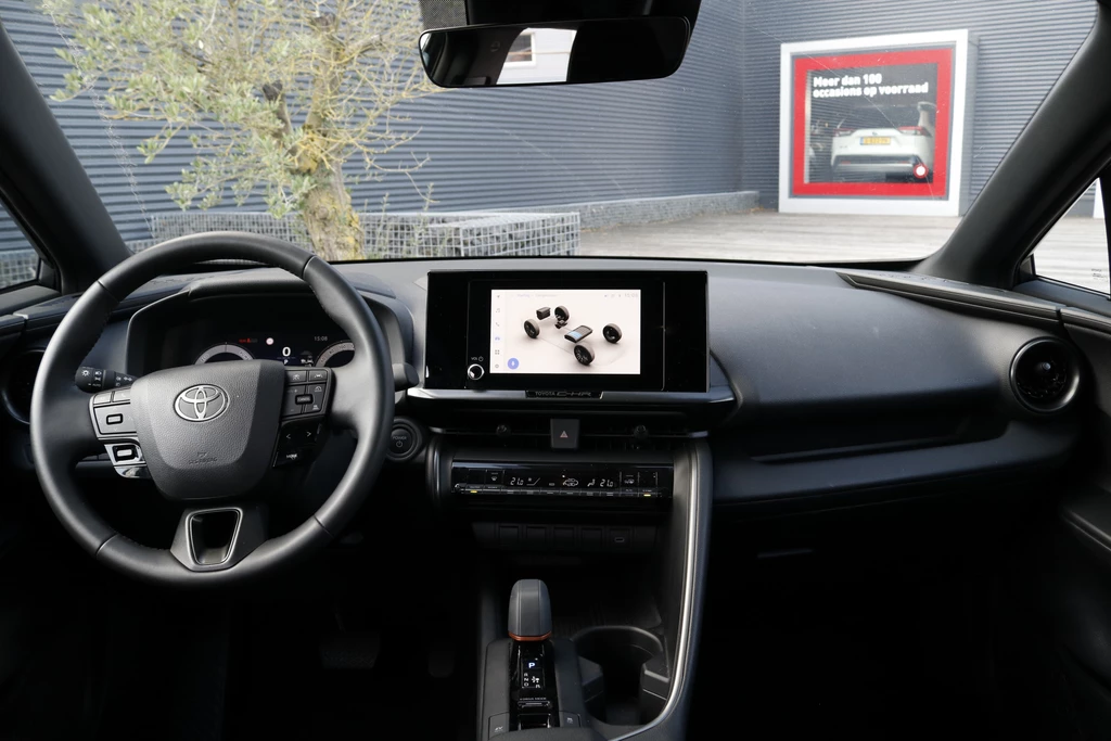 Toyota C-HR – foto 22