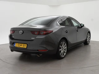 Mazda 3 – thumbnail 4