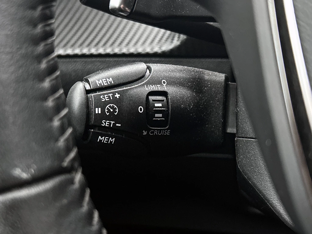 Peugeot 208 – foto 6