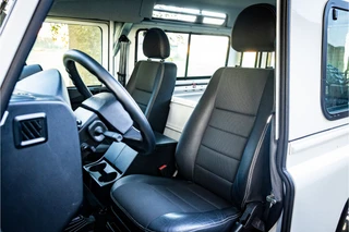 Land Rover Defender – thumbnail 11