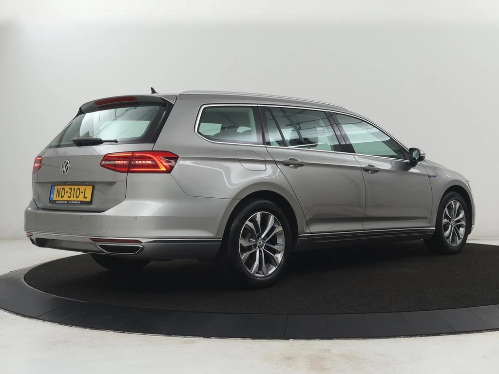 Volkswagen Passat – foto 3