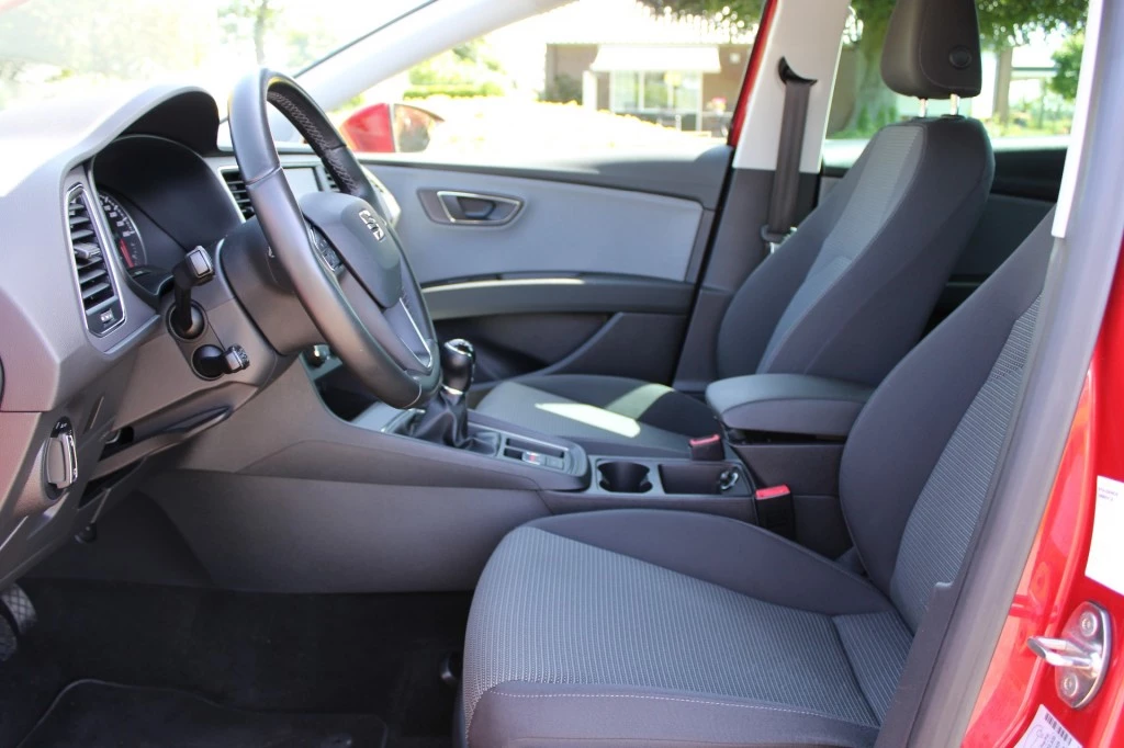 SEAT Leon – foto 8