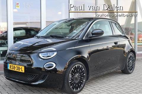 Fiat 500 e LA PRIMA 42 KWh  AUTOMAAT Panodak | Leer | Navi | Camera | Stoelverw. | Adapt. Cruise | JBL | Pdc | Led | 17 Inch Lm |