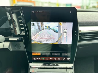 Renault Megane E-Tech – thumbnail 31