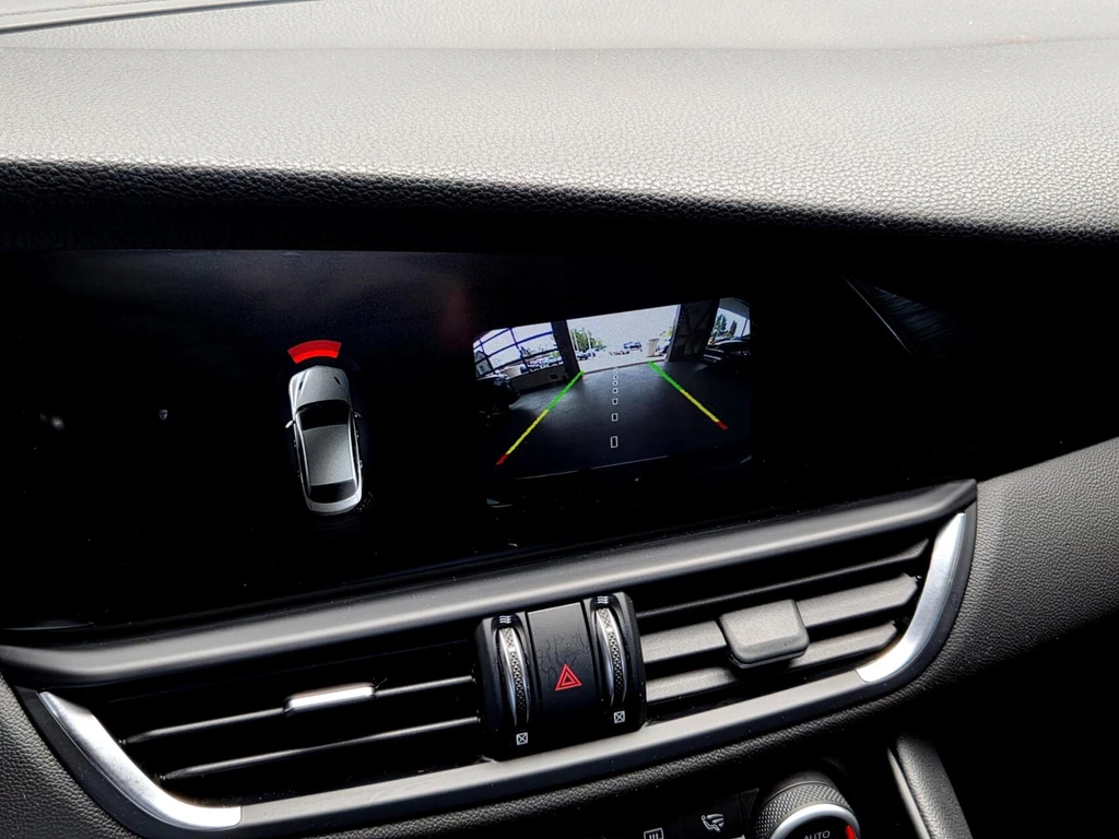 Alfa Romeo Giulia – foto 21