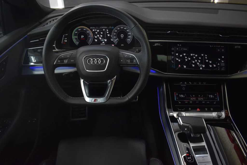 Audi Q8 – foto 9