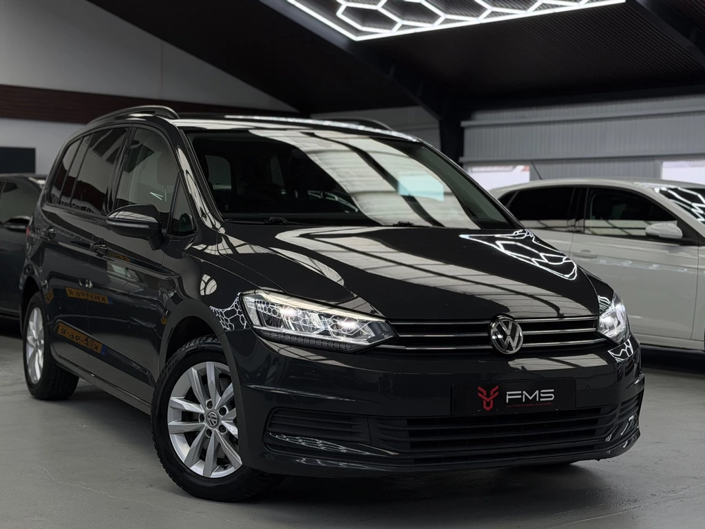 Volkswagen Touran – foto 9