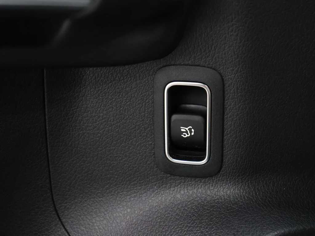 Mercedes-Benz EQA – foto 33