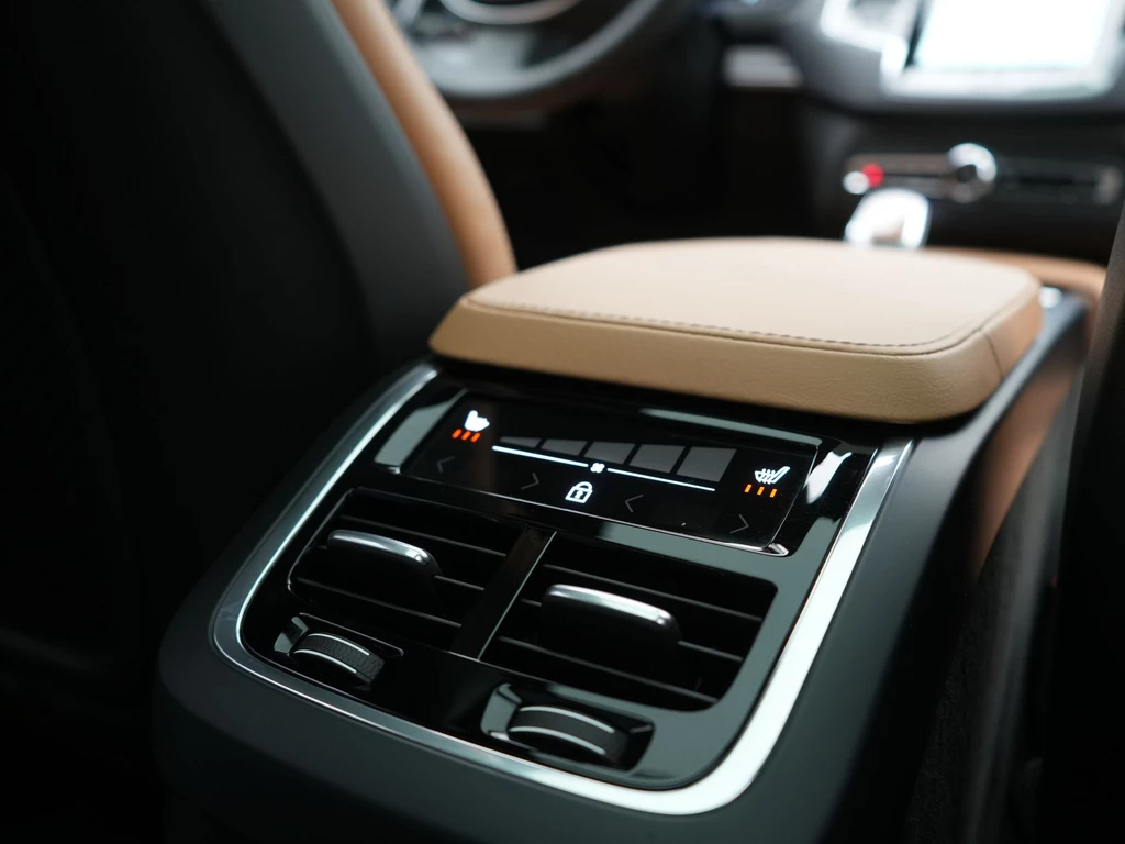 Volvo XC90 – foto 31