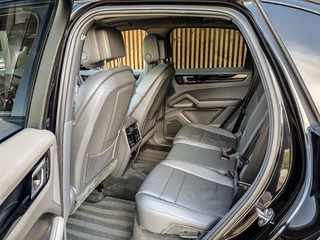 Porsche Cayenne – thumbnail 82