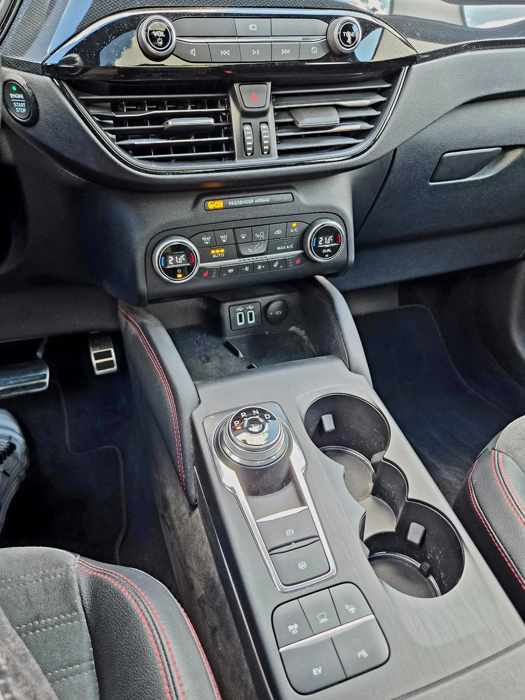 Ford Kuga – foto 29